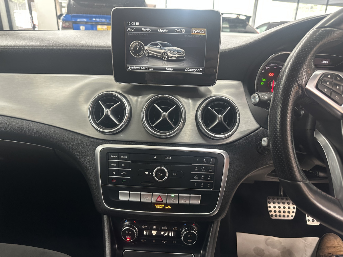 2017 MERCEDES CLA 200D AMG LINE AUTOMATIC — LEATHER, SAT NAV — with ONLY 75,000 MILES — £20 TAX