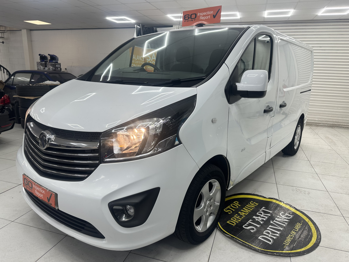 2017 (MARCH) VAUXHALL VIVARO 1.6 CDTi 120PS 2700 SPORTIVE — NO VAT
