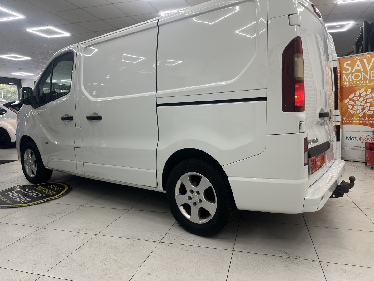 2017 (MARCH) VAUXHALL VIVARO 1.6 CDTi 120PS 2700 SPORTIVE — NO VAT