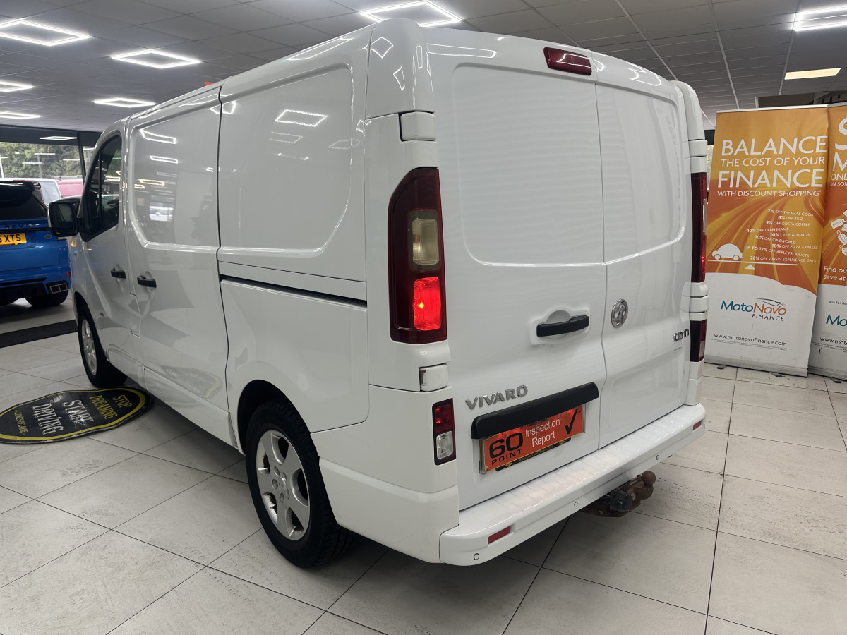 2017 (MARCH) VAUXHALL VIVARO 1.6 CDTi 120PS 2700 SPORTIVE — NO VAT