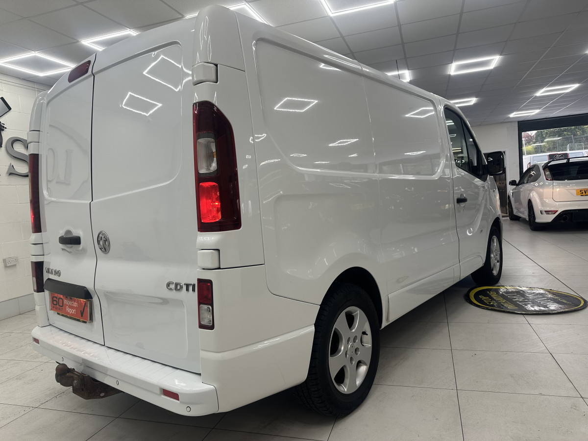 2017 (MARCH) VAUXHALL VIVARO 1.6 CDTi 120PS 2700 SPORTIVE — NO VAT