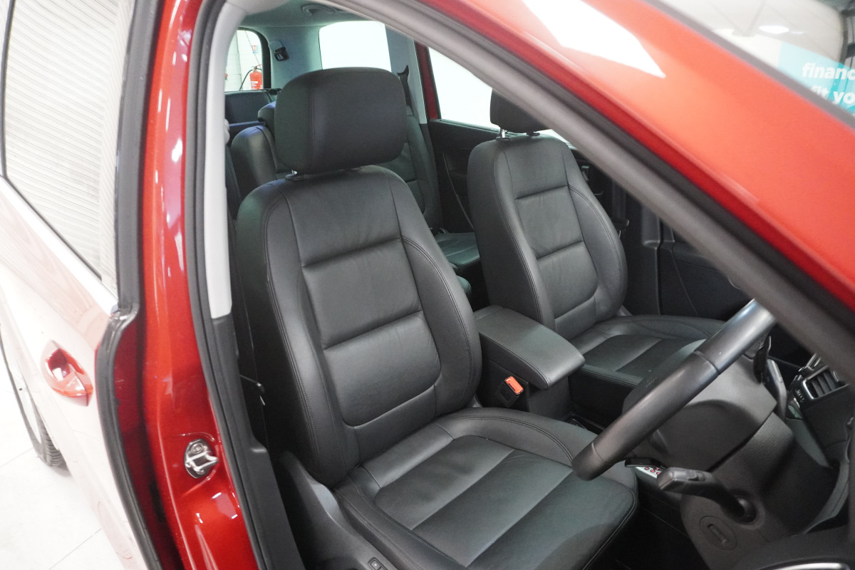 2018 (NOV) SEAT ALHAMBRA 2.0 TDi XCELLENCE AUTOMATIC with LEATHER, PAN ROOF & SAT NAV