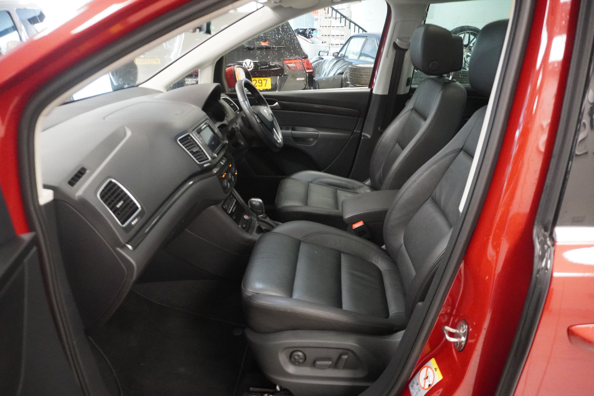 2018 (NOV) SEAT ALHAMBRA 2.0 TDi XCELLENCE AUTOMATIC with LEATHER, PAN ROOF & SAT NAV
