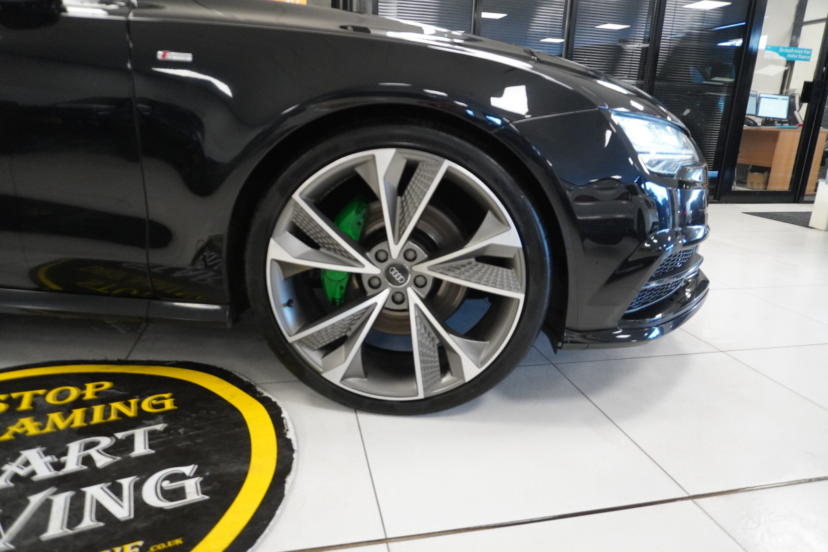 2013 AUDI A7 3.0 TDi QUATTRO 204 BHP BLACK EDITION AUTOMATIC with BLACK LEATHER & SAT NAV (5 SEATER)