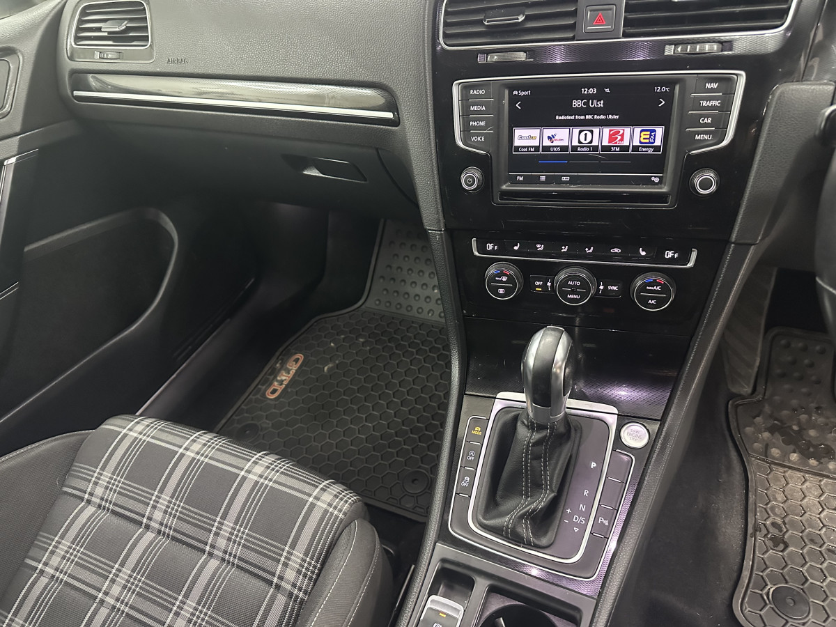 2016 (SEPT) VW GOLF 2.0 TDi GTD BM DSG AUTOMATIC — STUNNING GOLF GTD