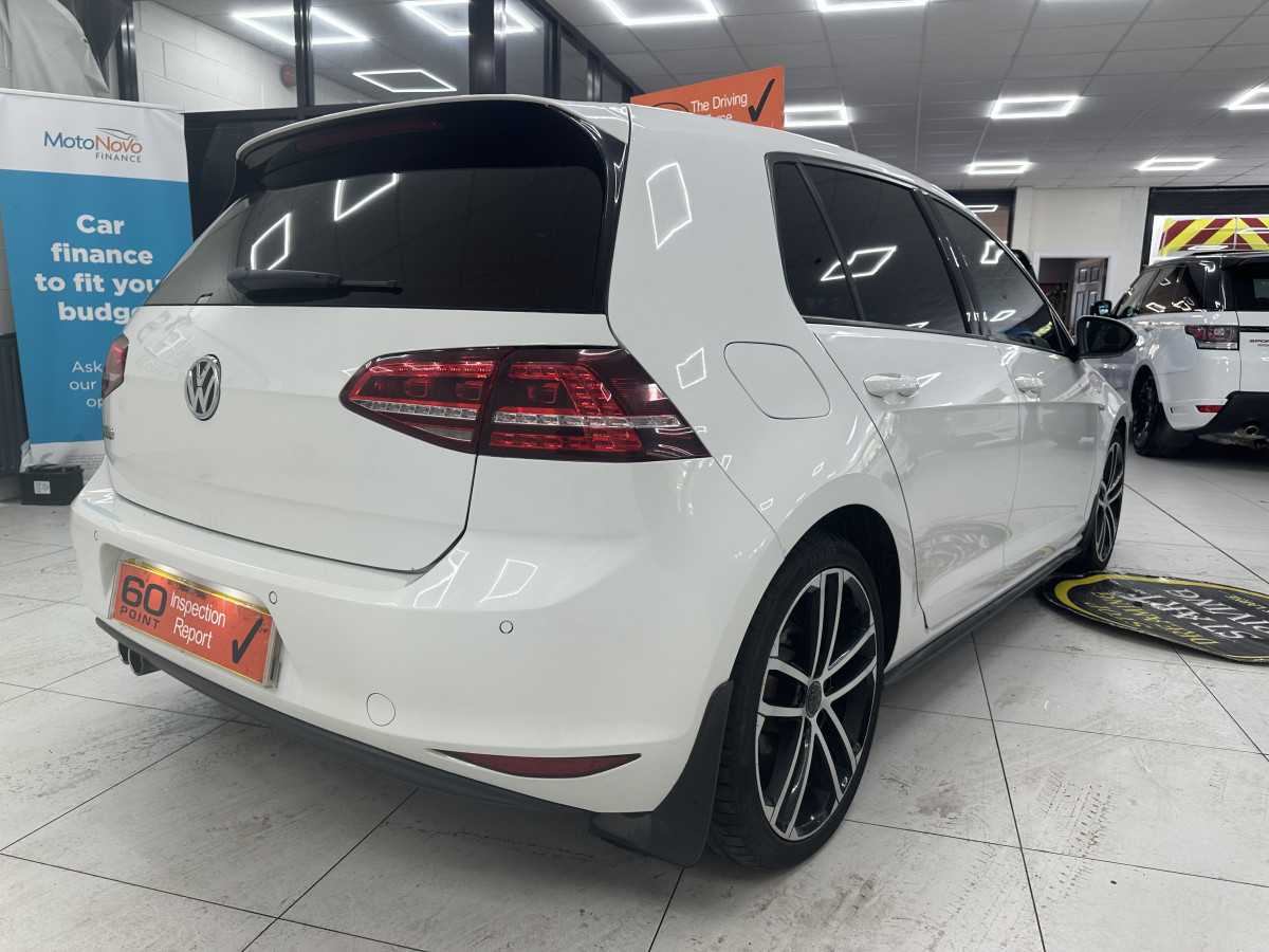 2016 (SEPT) VW GOLF 2.0 TDi GTD BM DSG AUTOMATIC — STUNNING GOLF GTD