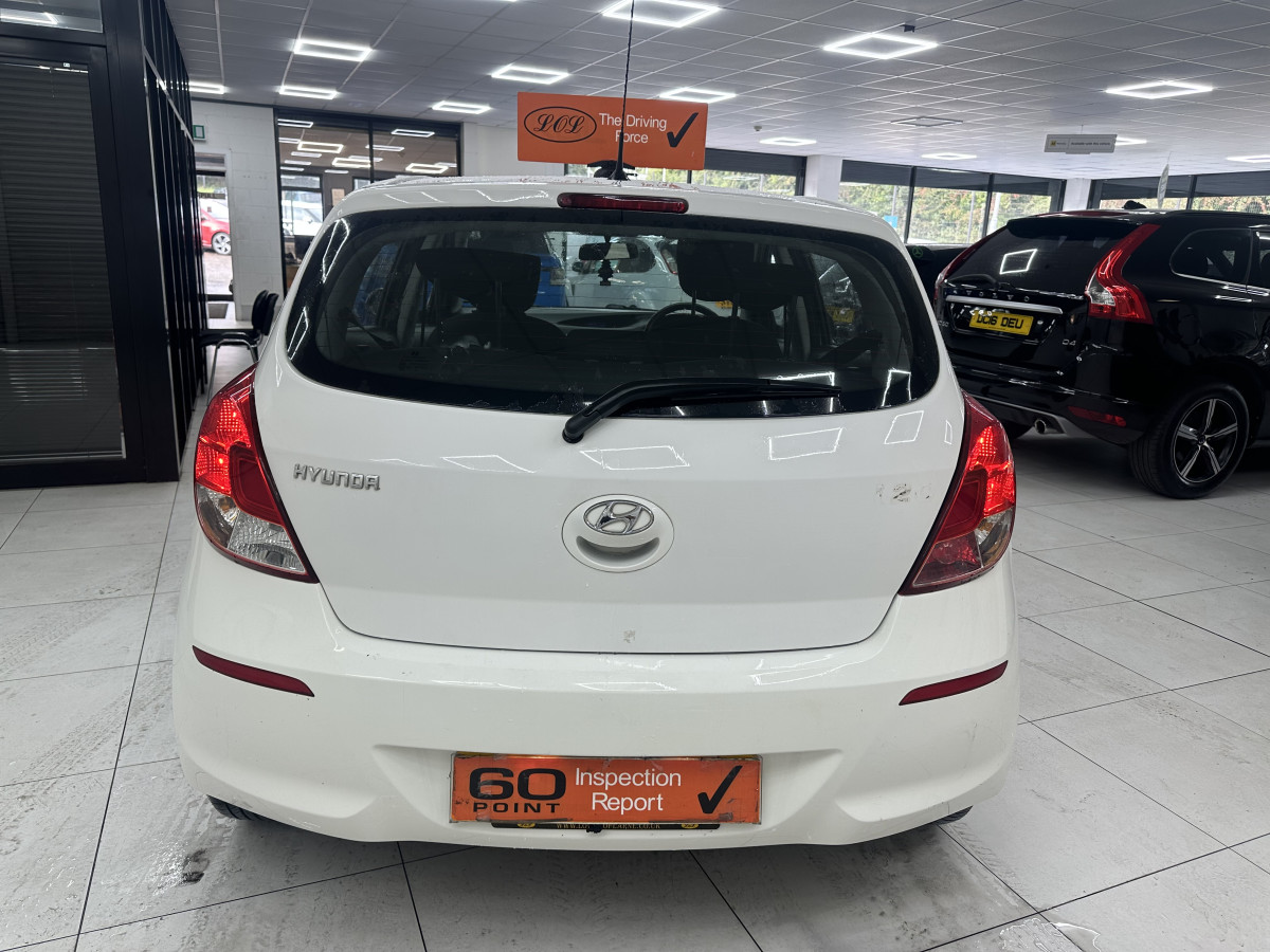 2012 HYUNDAI i20 1.2 ACTIVE 5 DOOR — GREAT FIRST CAR — LOW INSURANCE — ONLY £35