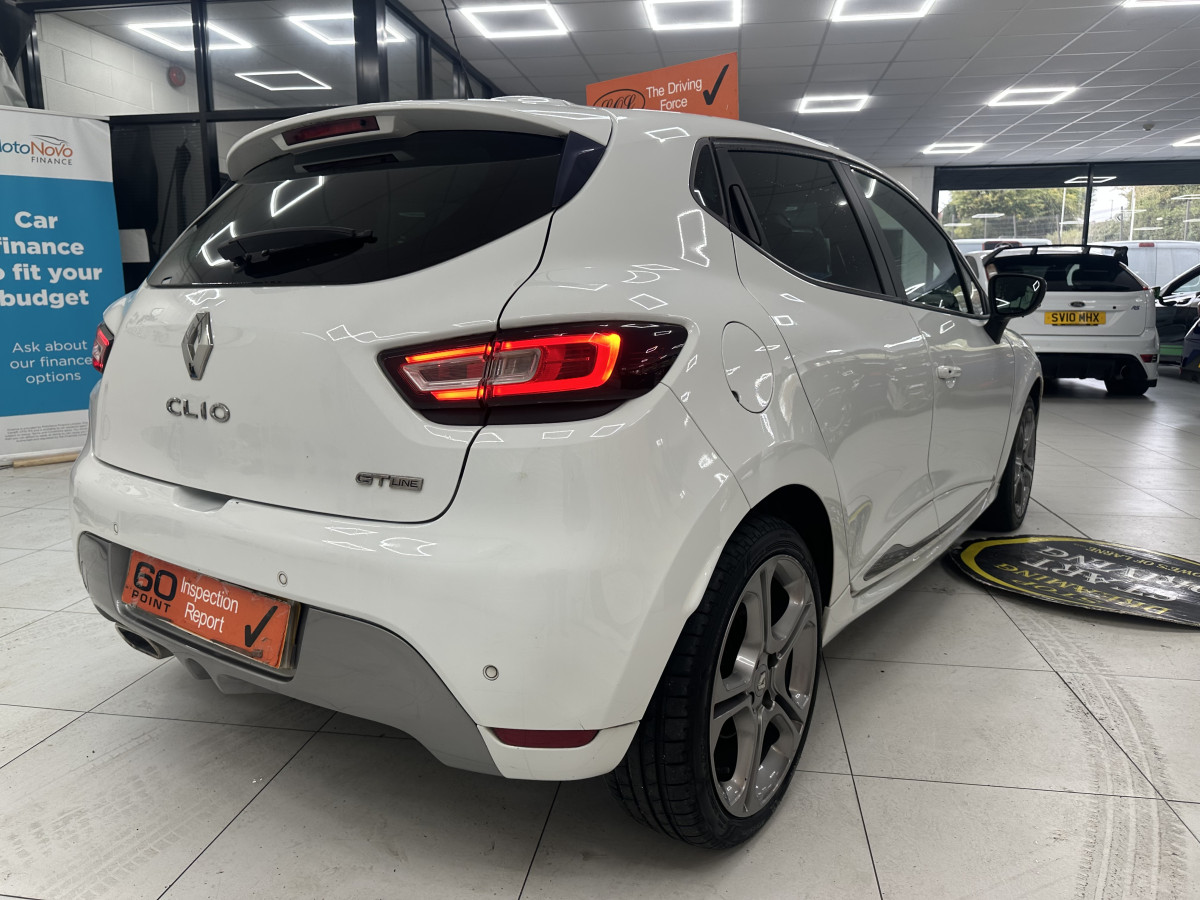 2018 (NOV) RENAULT CLIO 1.5 DCi GT LINE with ONLY 38,000 MILES — BLACK LEATHER & SAT NAV