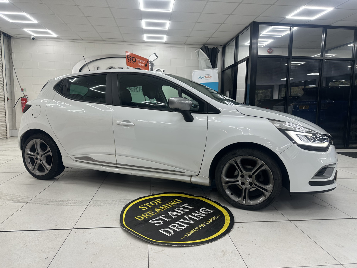 2018 (NOV) RENAULT CLIO 1.5 DCi GT LINE with ONLY 38,000 MILES — BLACK LEATHER & SAT NAV