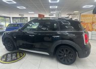 2018 MINI COUNTRYMAN 2.0 DIESEL COOPER ALL4 AUTOMATIC 5 DOOR with WHITE LEATHER & SAT NAV