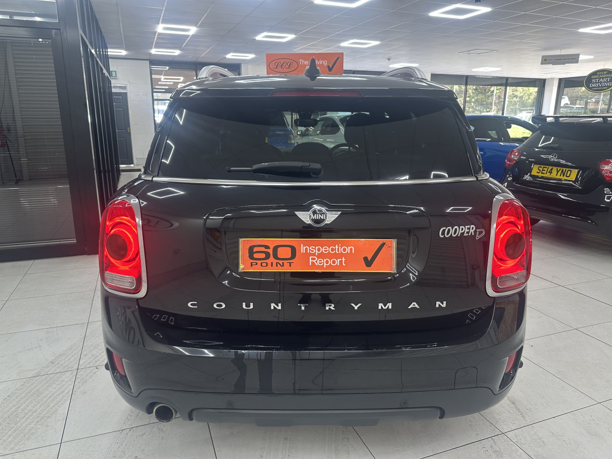 2018 MINI COUNTRYMAN 2.0 DIESEL COOPER ALL4 AUTOMATIC 5 DOOR with WHITE LEATHER & SAT NAV