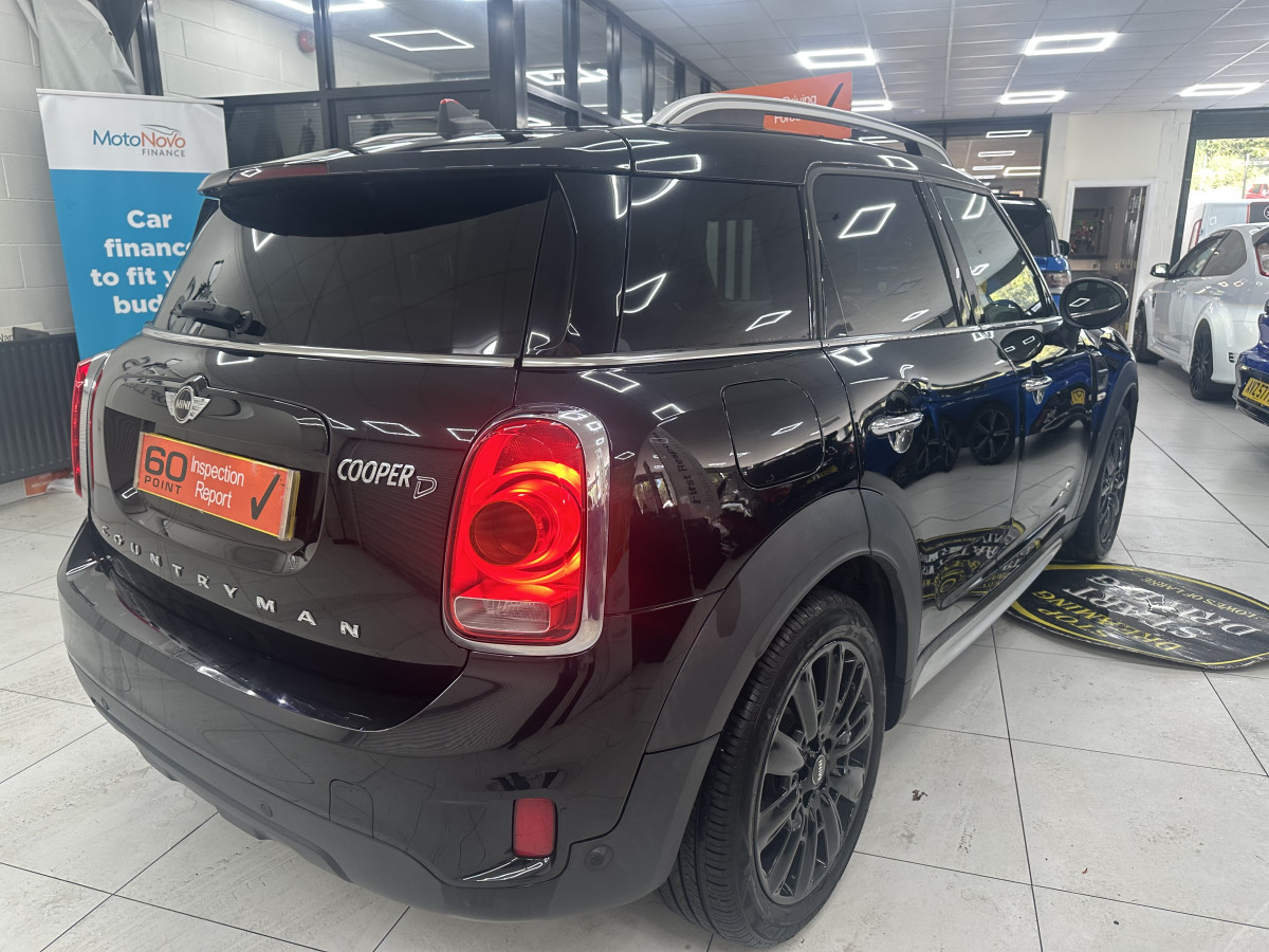 2018 MINI COUNTRYMAN 2.0 DIESEL COOPER ALL4 AUTOMATIC 5 DOOR with WHITE LEATHER & SAT NAV