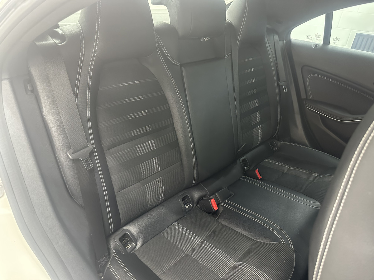 2018 MERCEDES CLA 200D SPORT — LEATHER, SAT NAV & 19″ ALLOYS