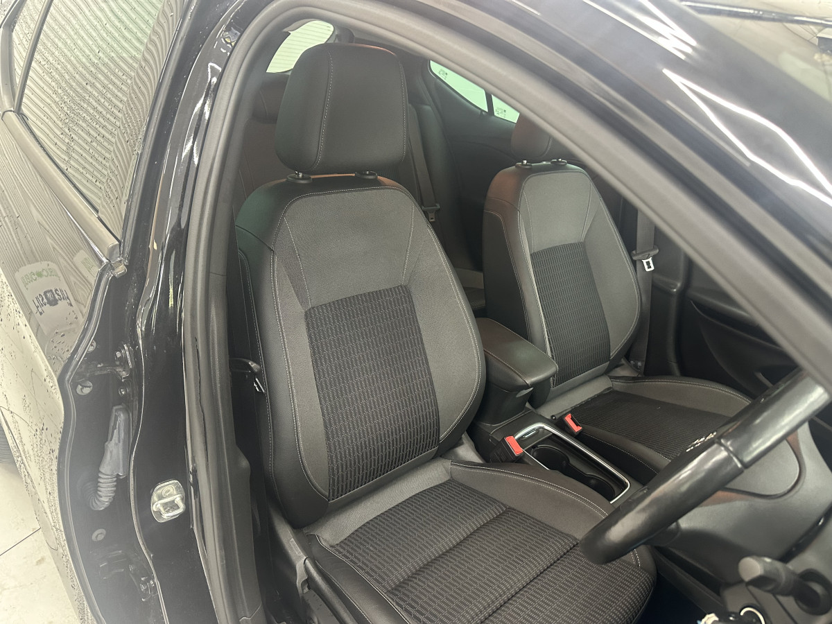 2021 (SEPT) VAUXHALL ASTRA 1.2 TURBO 145 GRIFFIN EDITION with BLACK LEATHER