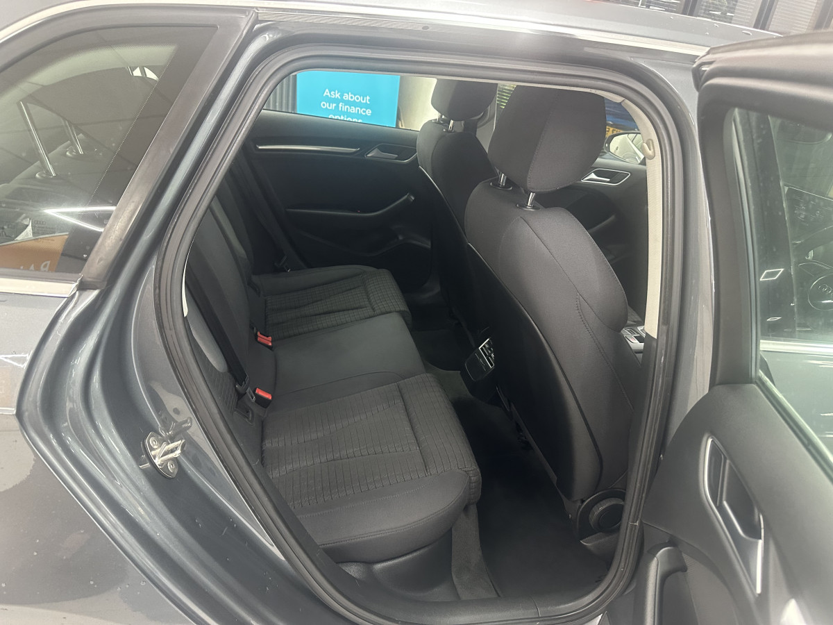 2013 (OCTOBER) AUDI A3 1.4 TFSi SPORT — GREAT FIRST CAR