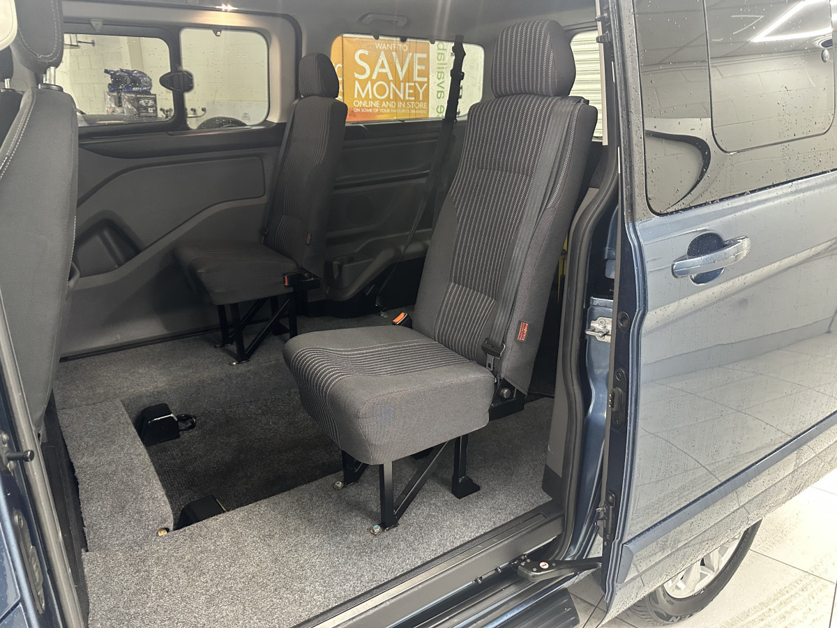 2019 (APRIL) FORD TRANSIT TOURNEO 2.0 TDCi 310 TITANIUM AUTOMATIC– 4 SEATER PLUS WHEELCHAIR ACCESSABLE VEHICLE — NO VAT
