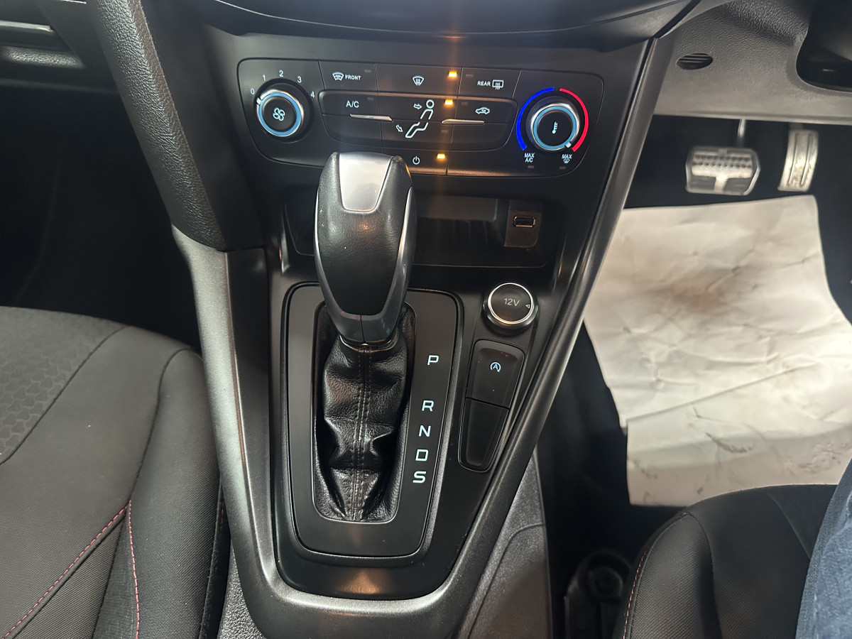 2017 FORD FOCUS 1.0 EcoBOOST 125 ST-LINE AUTOMATIC — ONLY 79K