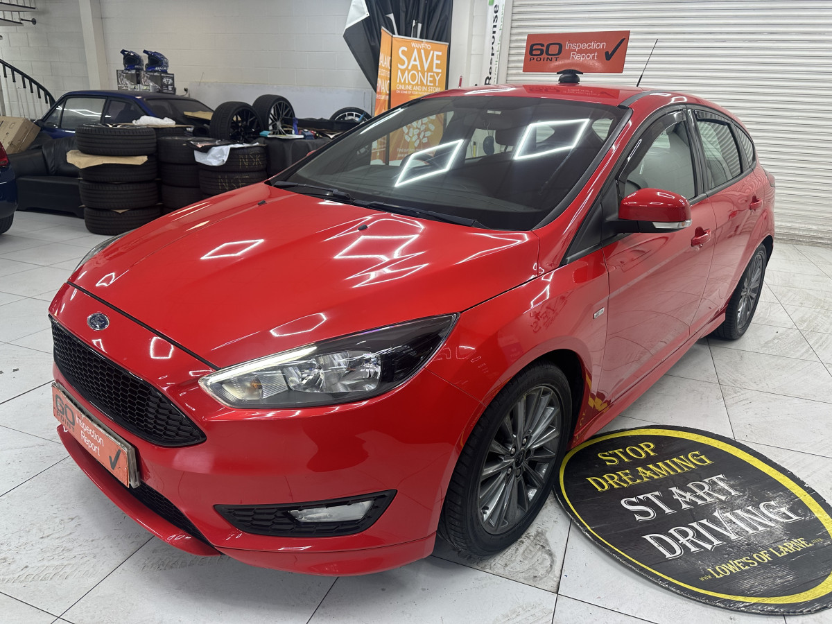 2017 FORD FOCUS 1.0 EcoBOOST 125 ST-LINE AUTOMATIC — ONLY 79K