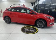 2017 FORD FOCUS 1.0 EcoBOOST 125 ST-LINE AUTOMATIC — ONLY 79K