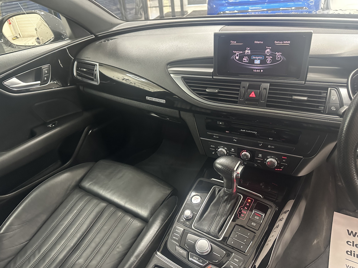 2013 AUDI A7 3.0 TDi QUATTRO 204 BHP BLACK EDITION AUTOMATIC with BLACK LEATHER & SAT NAV