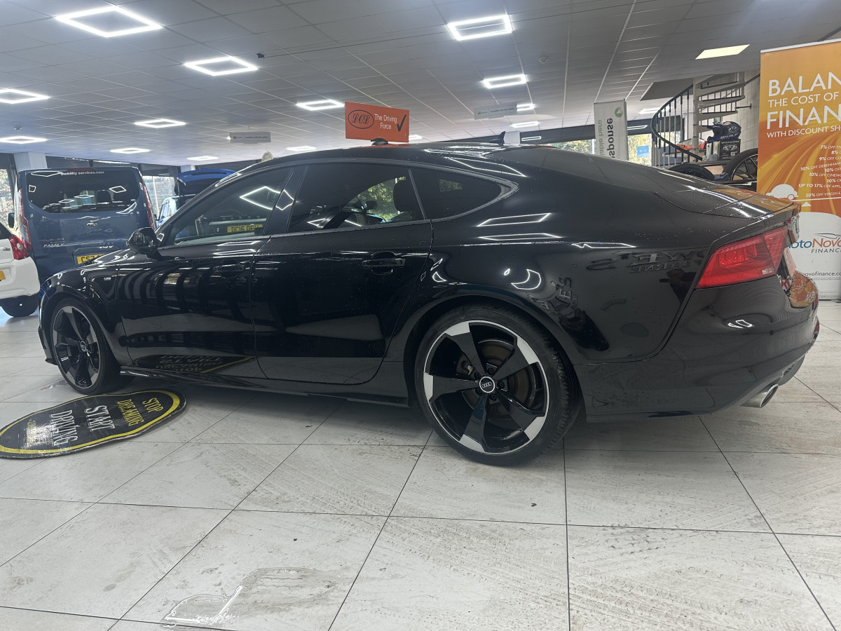 2013 AUDI A7 3.0 TDi QUATTRO 204 BHP BLACK EDITION AUTOMATIC with BLACK LEATHER & SAT NAV