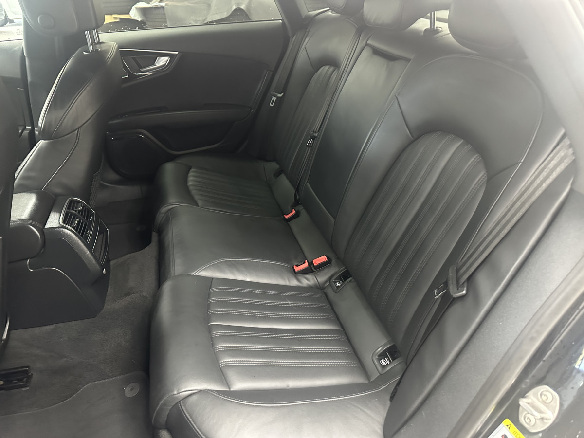 2013 AUDI A7 3.0 TDi QUATTRO 204 BHP BLACK EDITION AUTOMATIC with BLACK LEATHER & SAT NAV